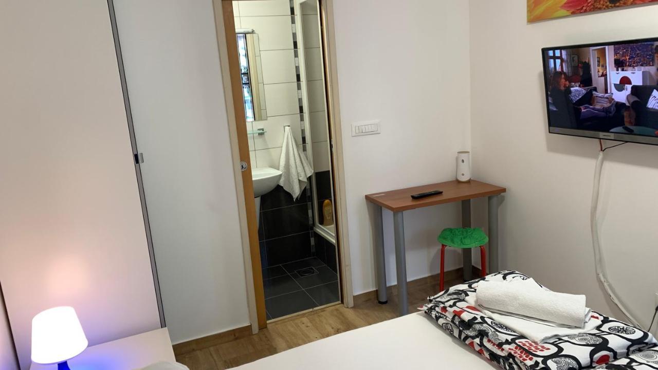 Hostel สปลิท ภายนอก รูปภาพ